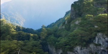 拉萨的雨究竟是首什么歌？