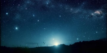 日月星辰究竟是哪首歌？
