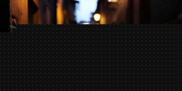 酒杯太浅巷子太短出自哪首歌？